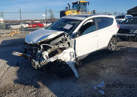 2018 Toyota Rav4 Xle from USA, damaged, VIN 2T3RFREVXJW763817